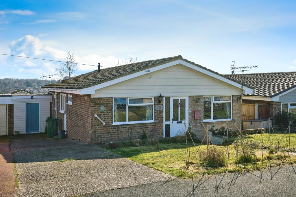 Main image of property: Whitehead Crescent, Wooton Bridge, Ryde, PO33