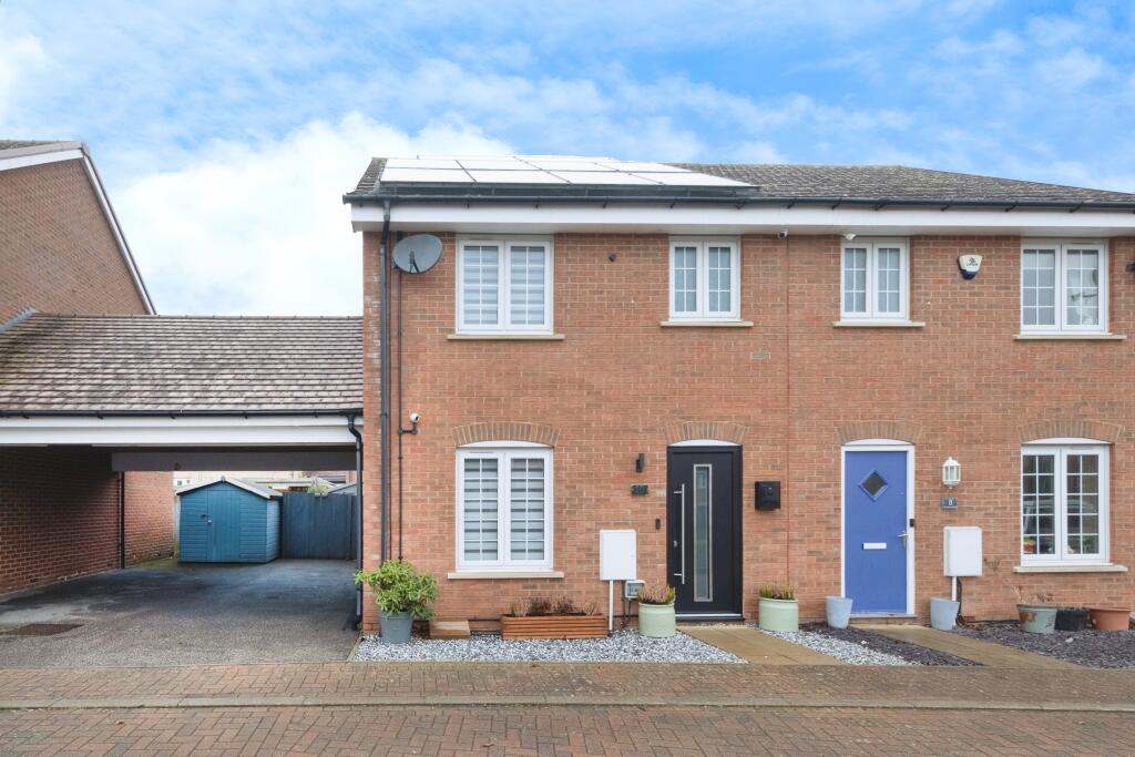 Main image of property: Sumatra Crescent, Newton Leys, Milton Keynes, MK3