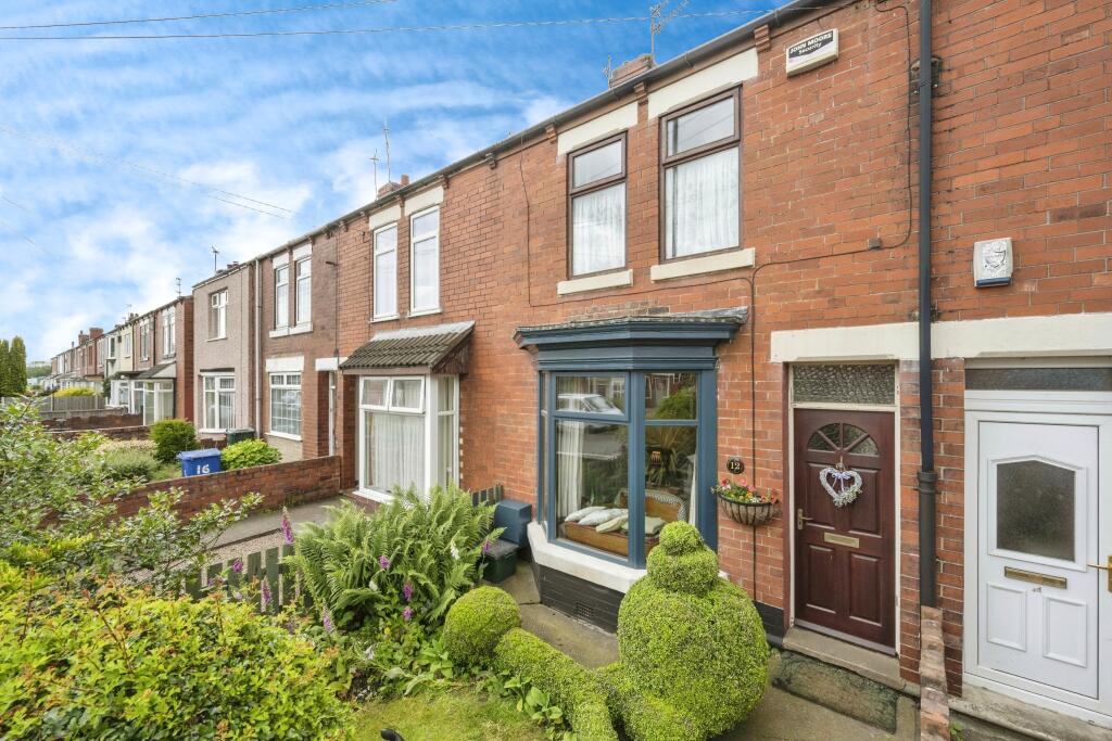 2 bedroom terraced house for sale in Askern Road, Doncaster, DN6