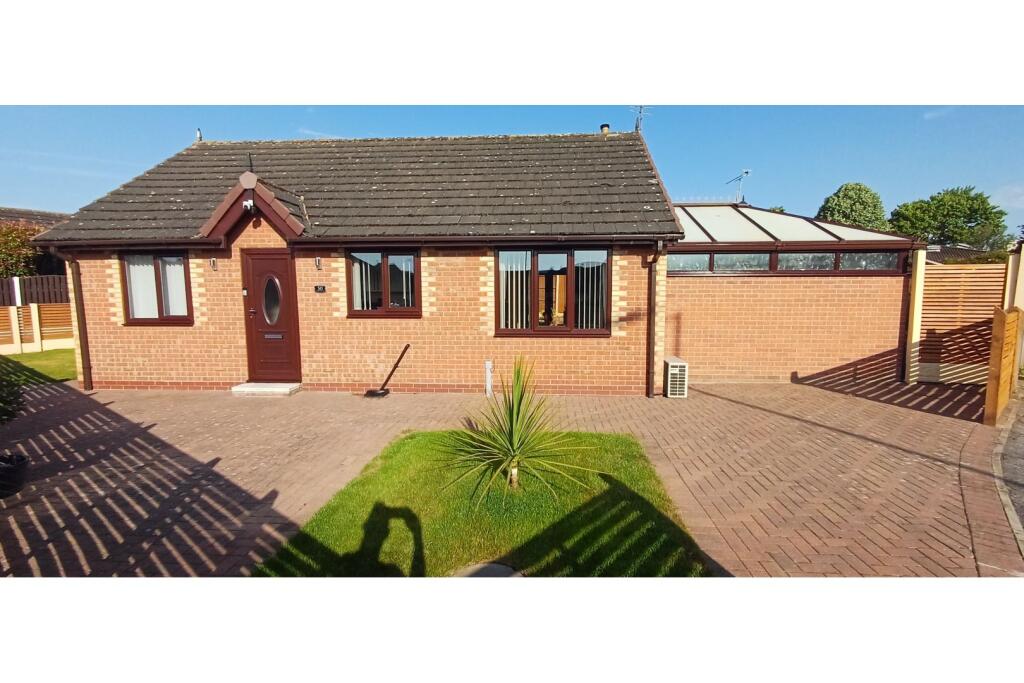 Main image of property: Headingley Way, Doncaster, DN12