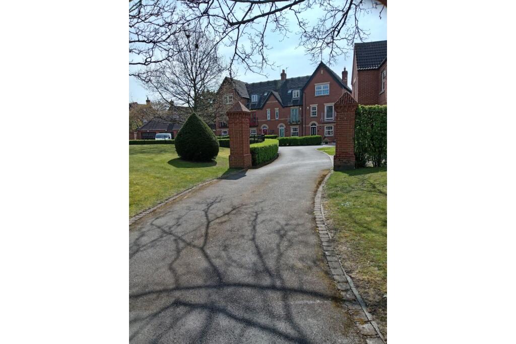 Main image of property: Rectors Gate, Retford, DN22
