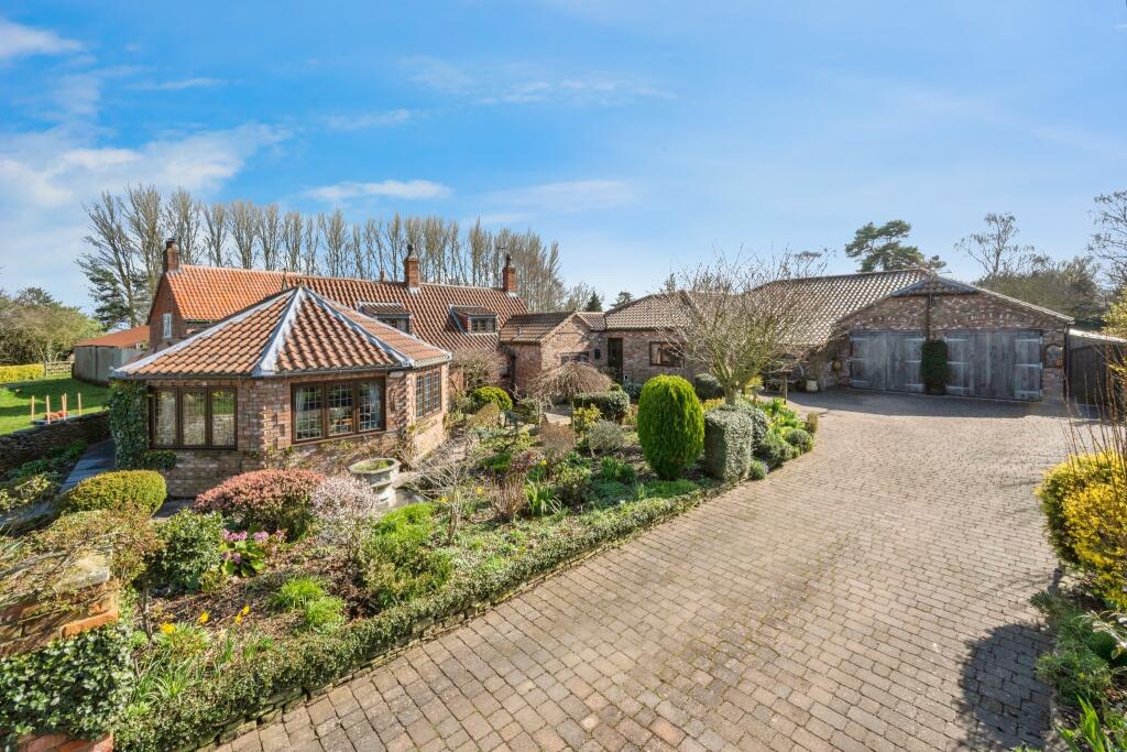 Main image of property: Humberside, Scunthorpe, DN15