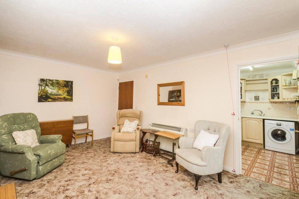 Additional property image - 22 Crook Log, Bexleyheath, DA6