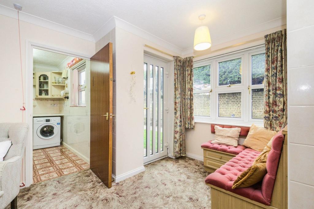 Additional property image - 22 Crook Log, Bexleyheath, DA6