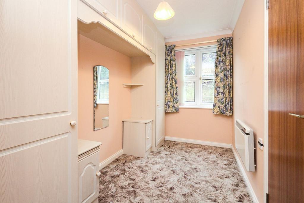Additional property image - 22 Crook Log, Bexleyheath, DA6