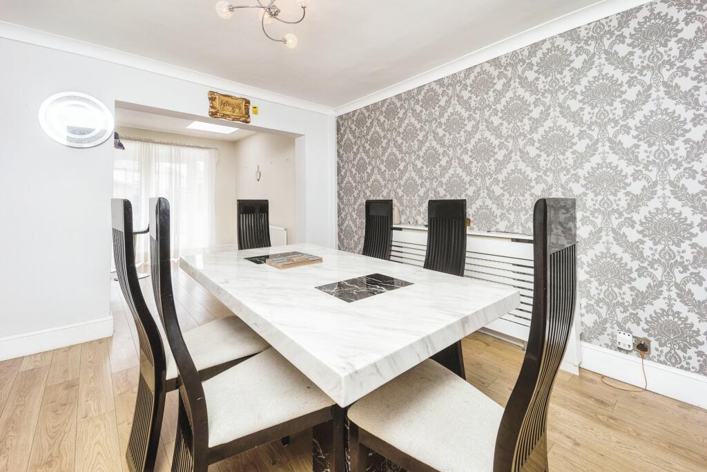 Additional property image - Buxton Road, Erith, DA8