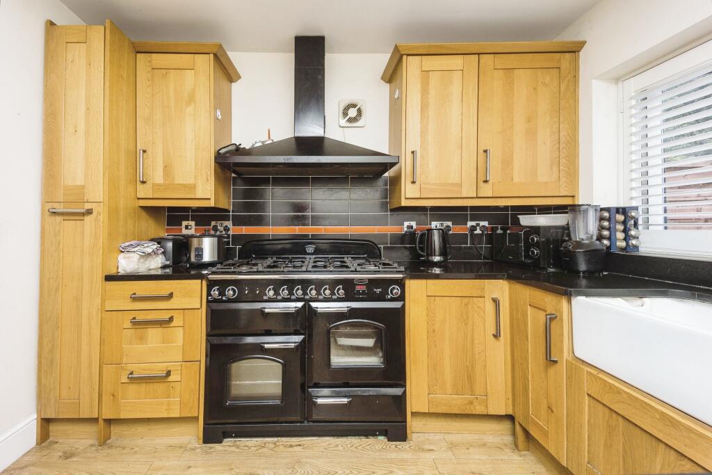 Additional property image - Buxton Road, Erith, DA8