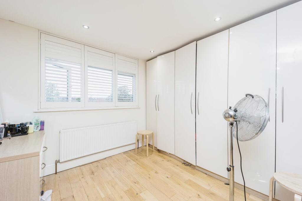 Additional property image - Buxton Road, Erith, DA8
