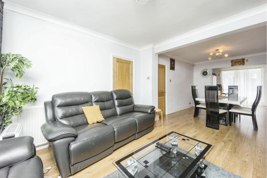 Additional property image - Buxton Road, Erith, DA8