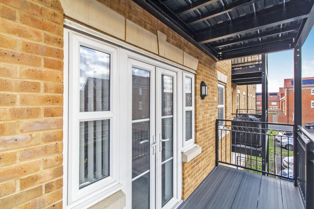 Main image of property: 53 Richmer Road, Erith, DA8
