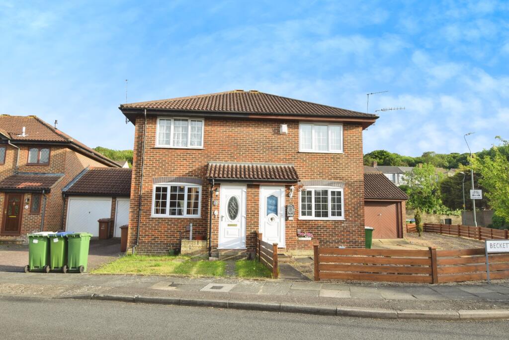 Main image of property: Beckett Close, Belvedere, DA17