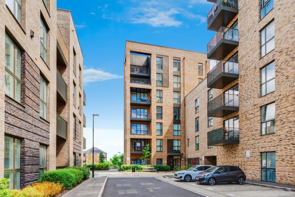 Main image of property: 2 Thistle Close, Erith, DA8