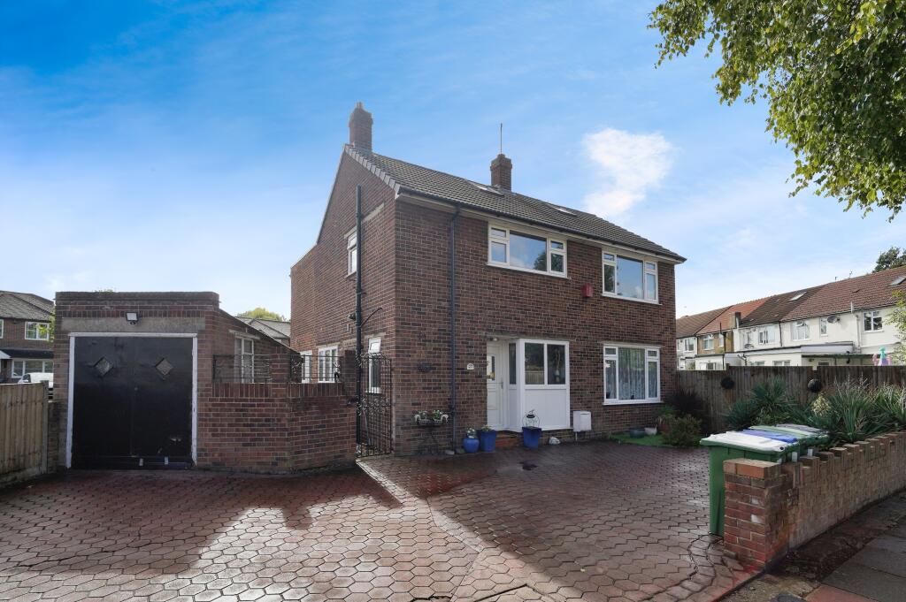 Main image of property: Pinewood Avenue, Sidcup, DA15