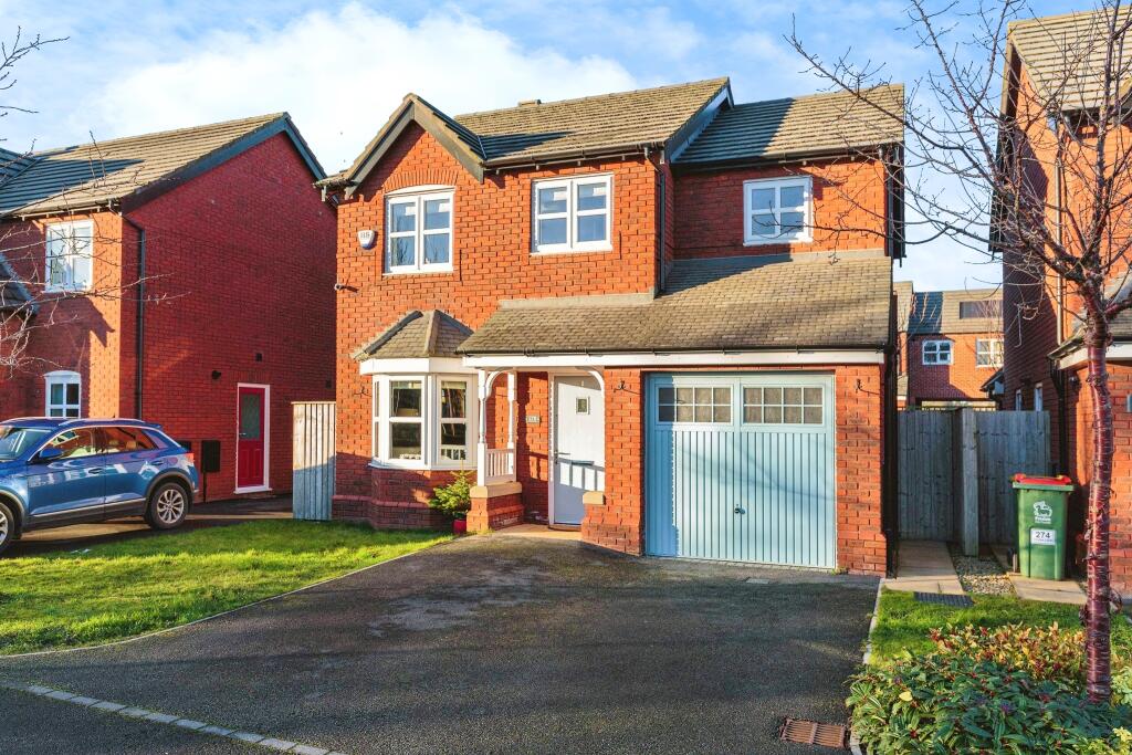 3 bedroom detached house for sale in Hoyles Lane, Preston, PR4