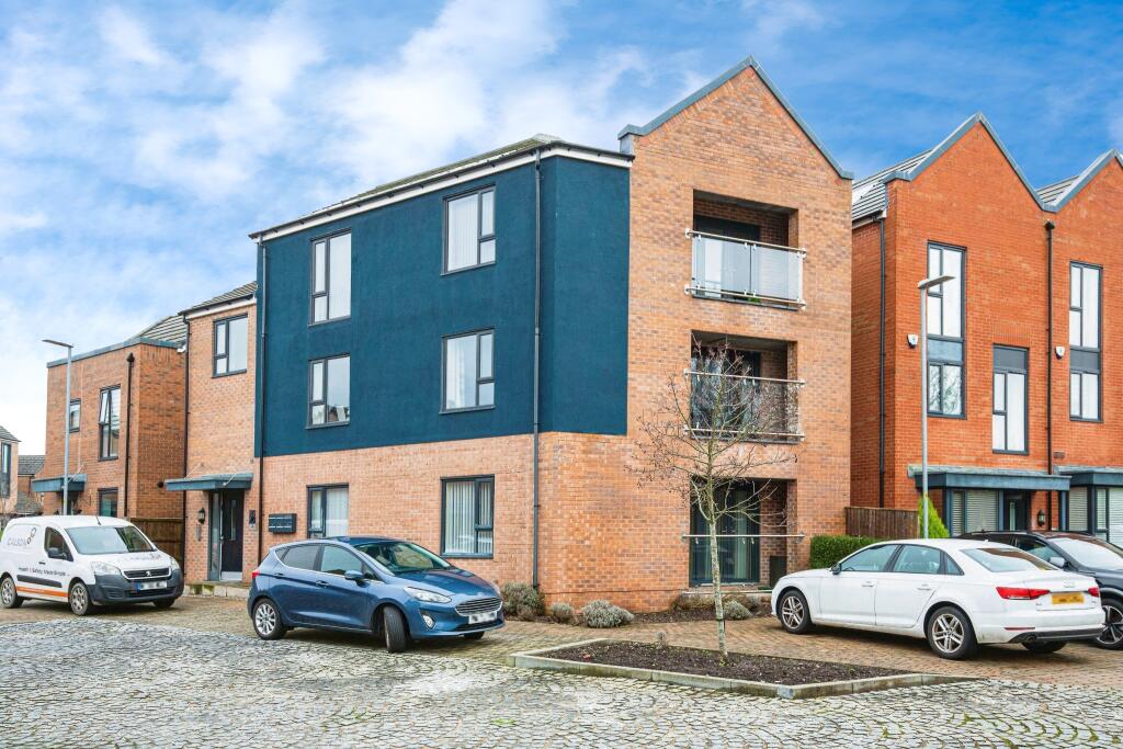 2 bedroom apartment for sale in Siskin Road, Cottam, Preston, PR4