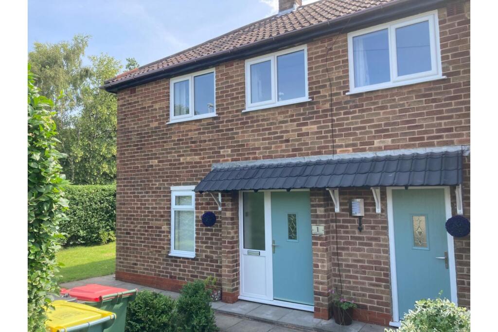 Main image of property: Larches Avenue, Ashton-On-Ribble, Preston, PR2