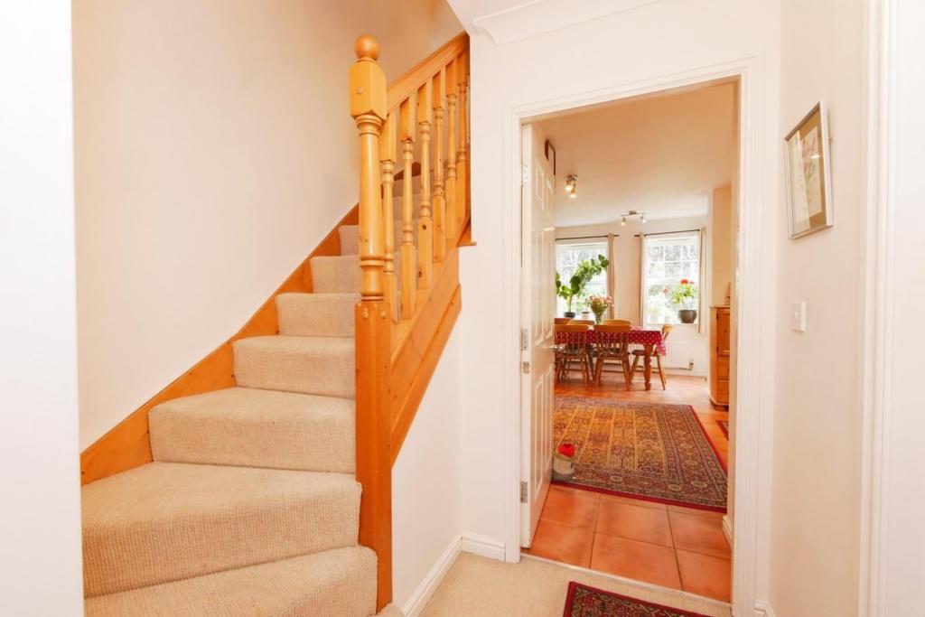 3 bedroom town house in Mitchell Way, York, YO30 £300000 BrickPal