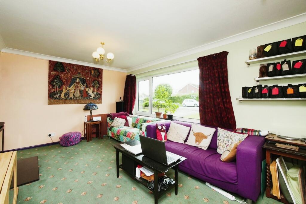 4 bedroom detached house for sale in Foxwood Lane, York, YO24