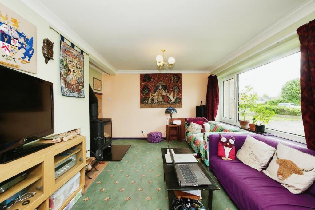 4 bedroom detached house for sale in Foxwood Lane, York, YO24