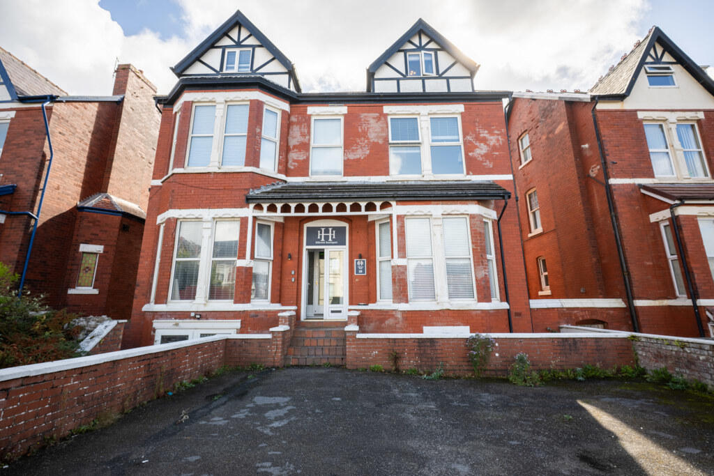Main image of property: 16 Lathom Road, Southport, Merseyside, PR9