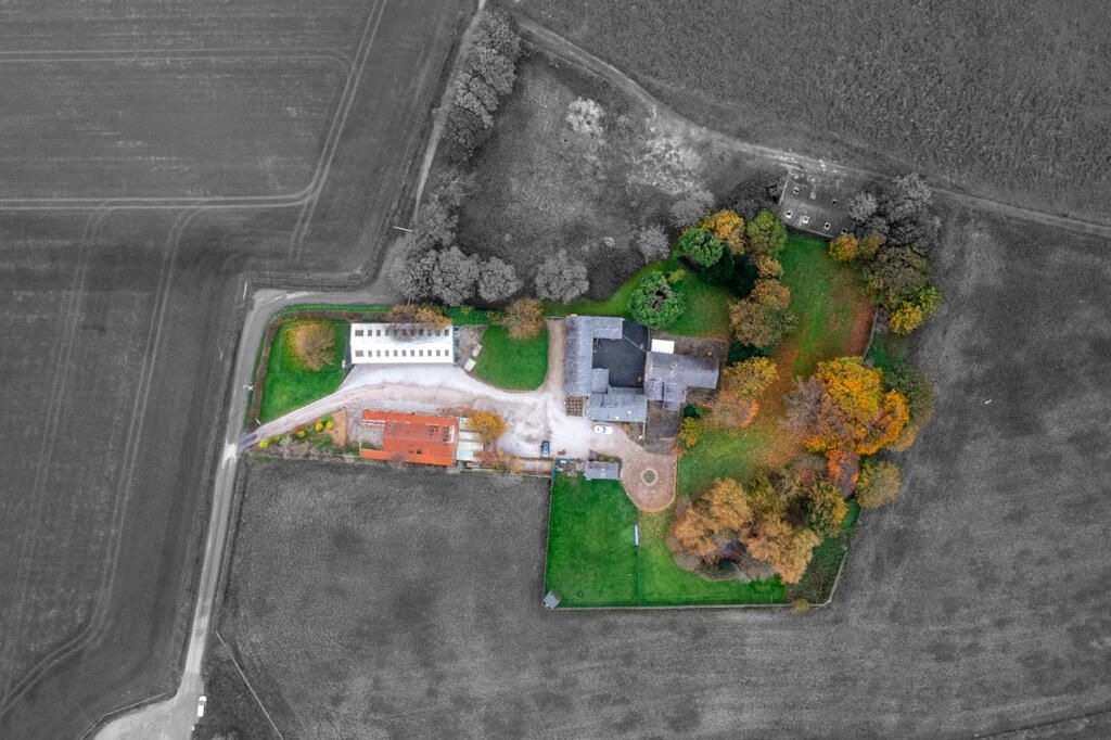 Main image of property: Brook House Farmhouse & Dog Boarding Kennels, Brook House Lane, Sefton, L30