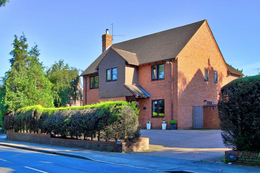 Main image of property: Popeswood Road, Binfield