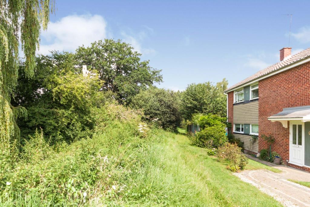 Land for sale in Meadow Road, Wokingham, RG41