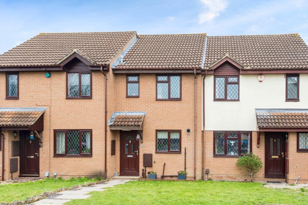 2 bedroom terraced house for sale in Ashmere Close, Reading, RG31