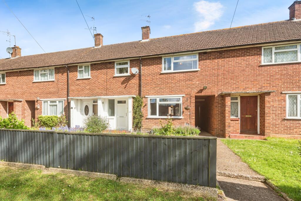 3 bedroom terraced house for sale in Hatford Road, Reading, RG30