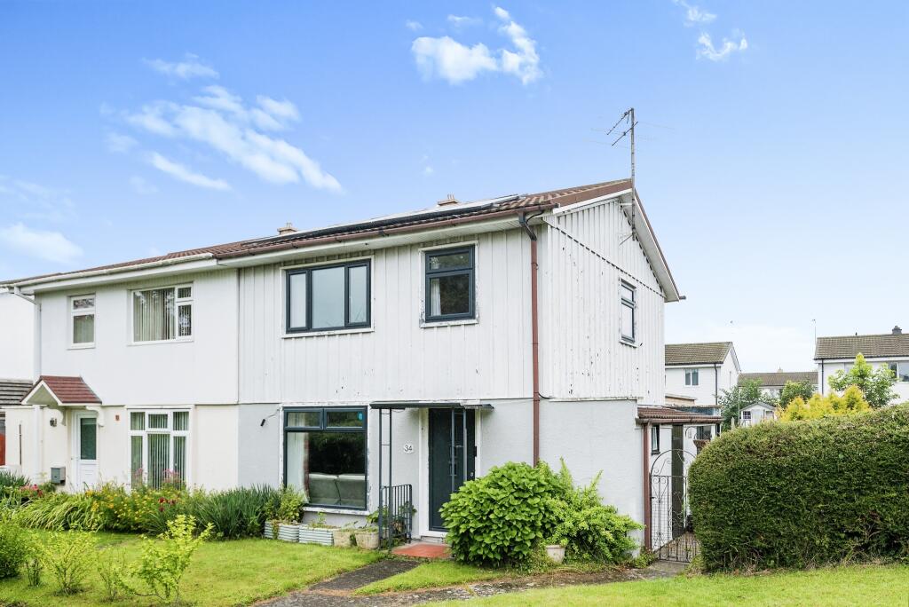 3 bedroom semidetached house for sale in Foliat Drive, Wantage, OX12