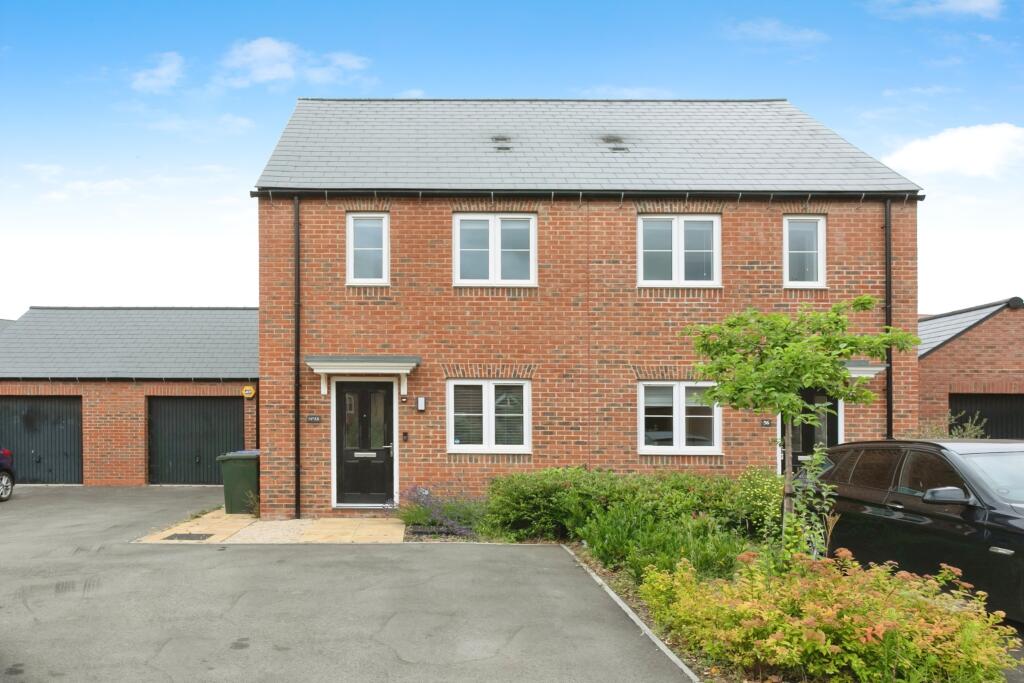 Main image of property: Chester Road, Bicester, OX26