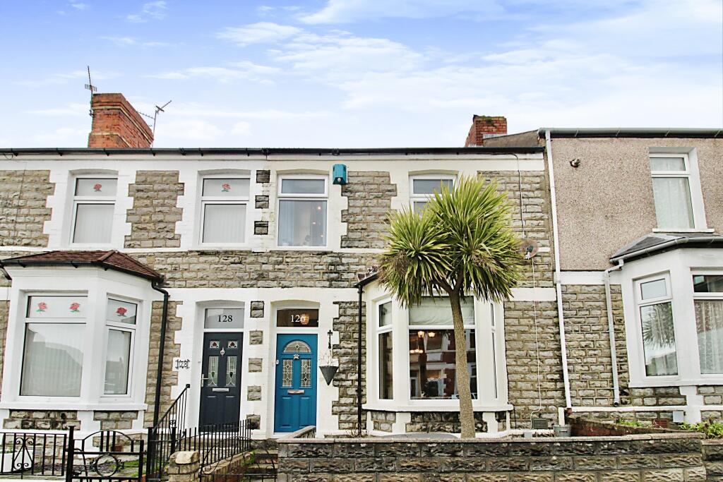 4 bedroom terraced house for sale in Woodlands Road, Barry, CF62