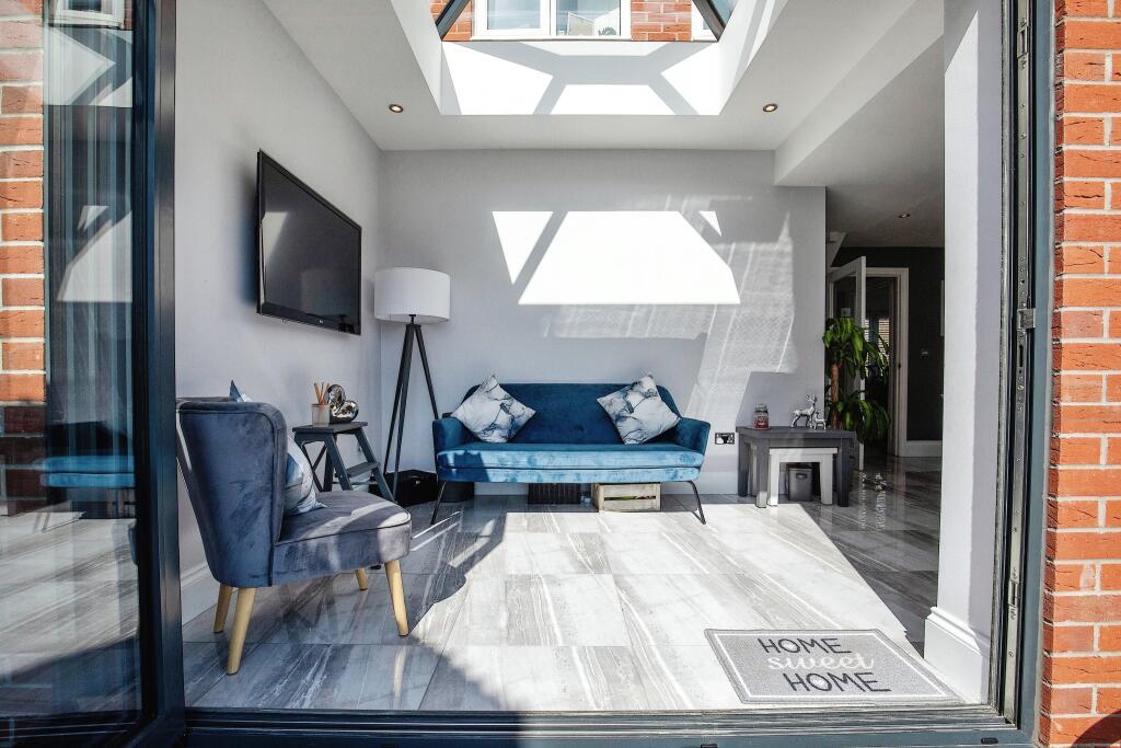 4 bedroom detached house for sale in Willowbrook Gardens, Cardiff, CF3