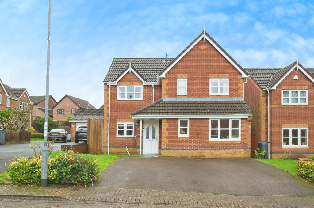 4 bedroom detached house for sale in Clos Dol Heulog, Cardiff, CF23