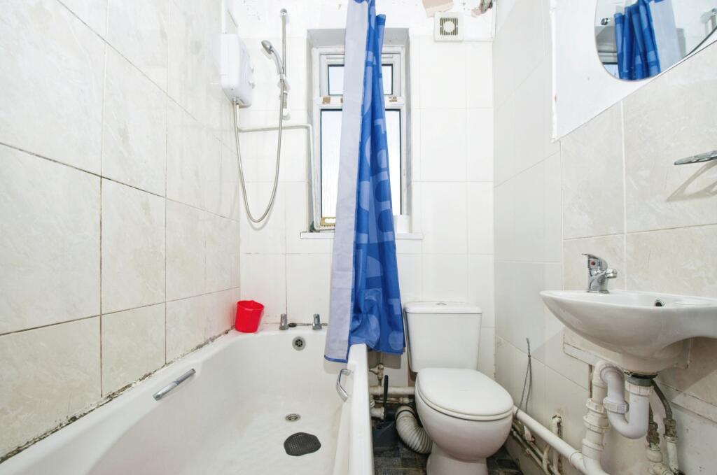 Additional property image - Glenroy Street, Cardiff, CF24