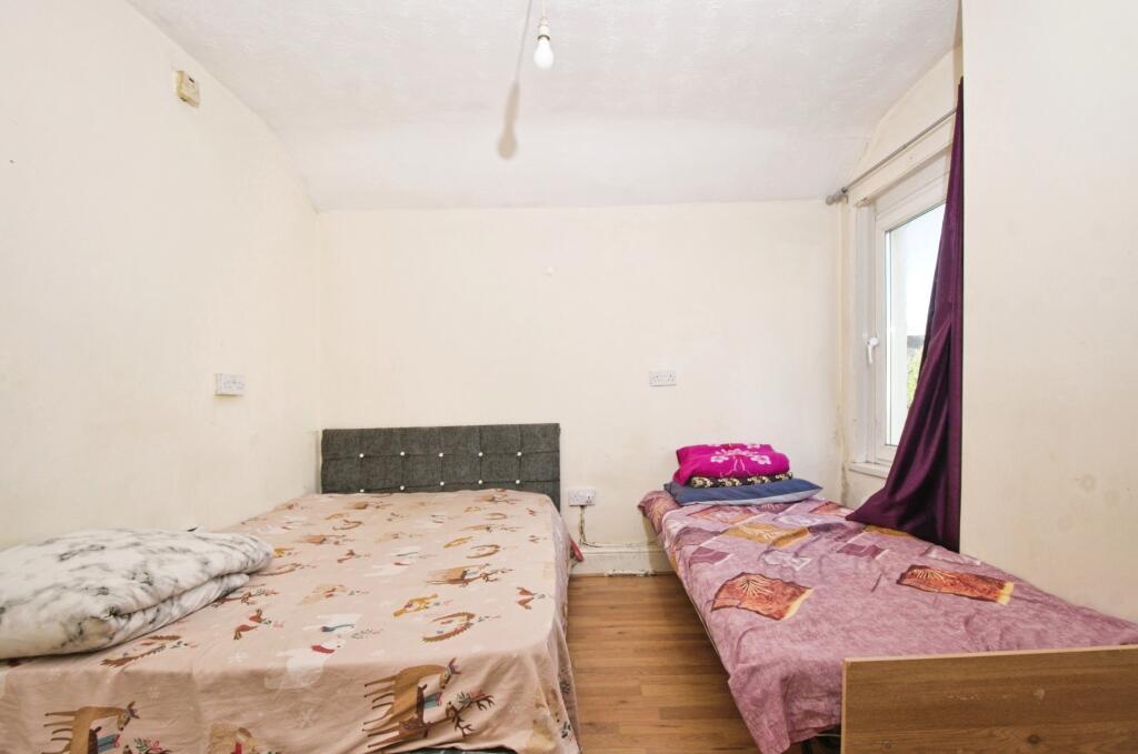Additional property image - Glenroy Street, Cardiff, CF24