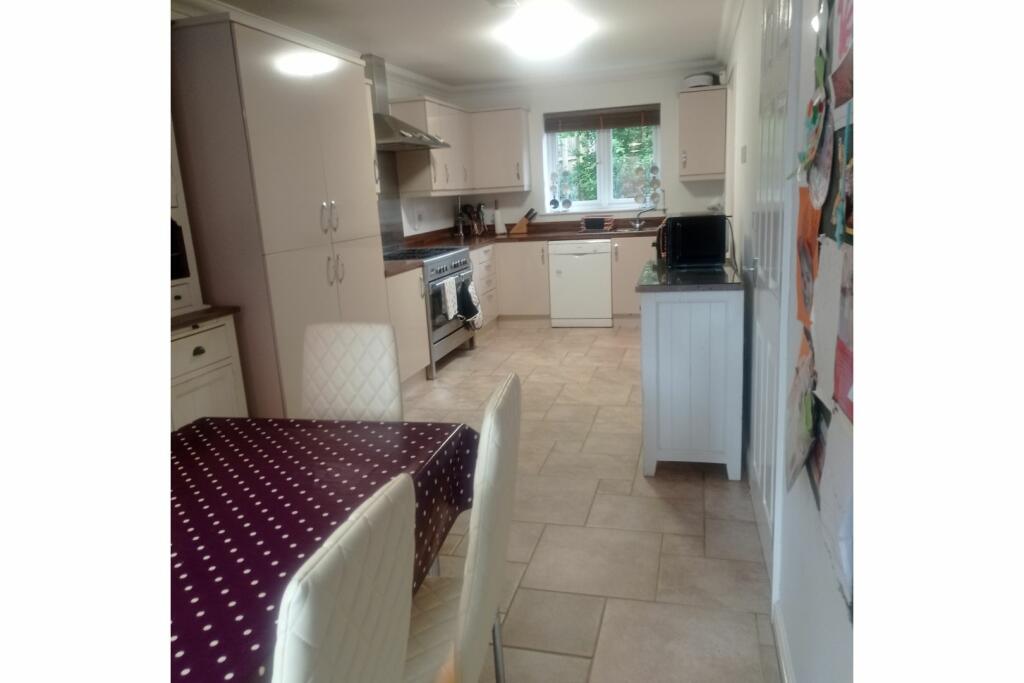 Additional property image - Meadow Way, Pontyclun, CF72