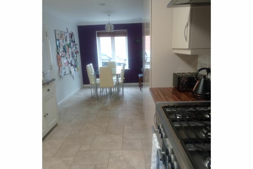 Additional property image - Meadow Way, Pontyclun, CF72