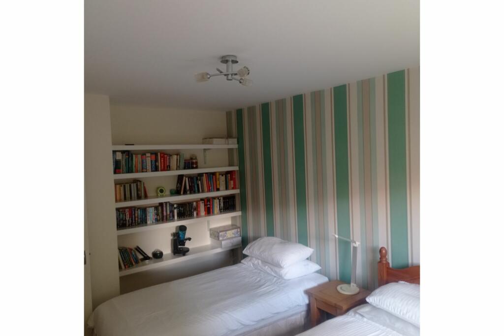 Additional property image - Meadow Way, Pontyclun, CF72