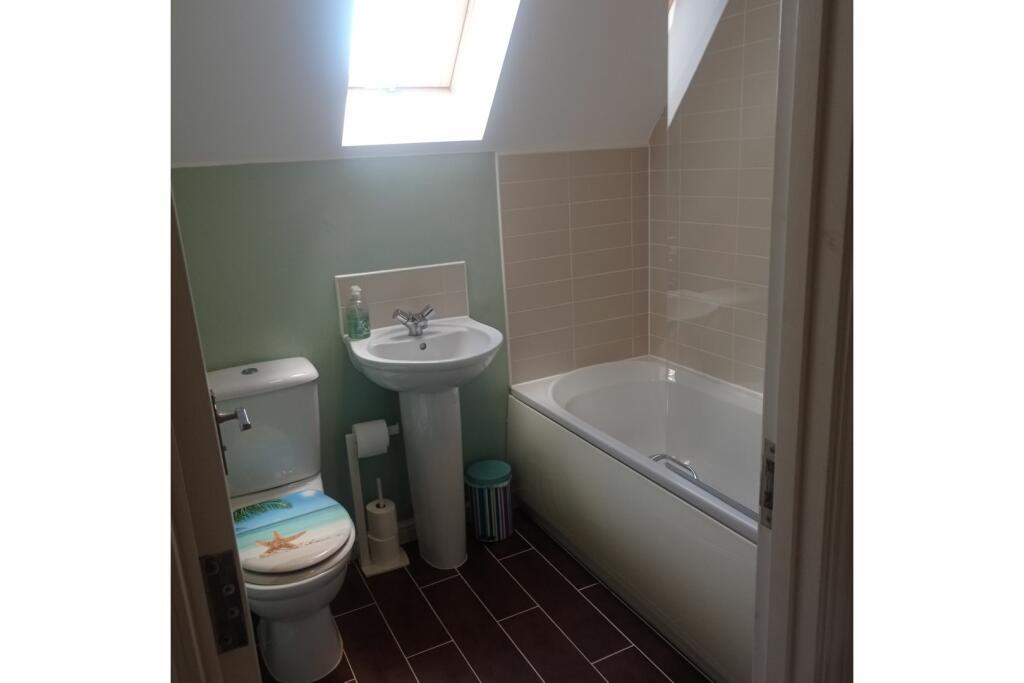 Additional property image - Meadow Way, Pontyclun, CF72