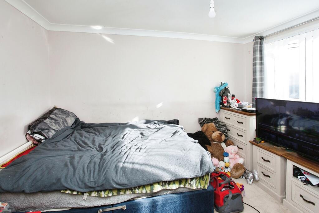 Additional property image - Greenfield Avenue, Pontypridd, CF37