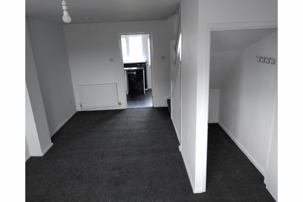 Additional property image - Meadowcroft, Rhoose, CF62