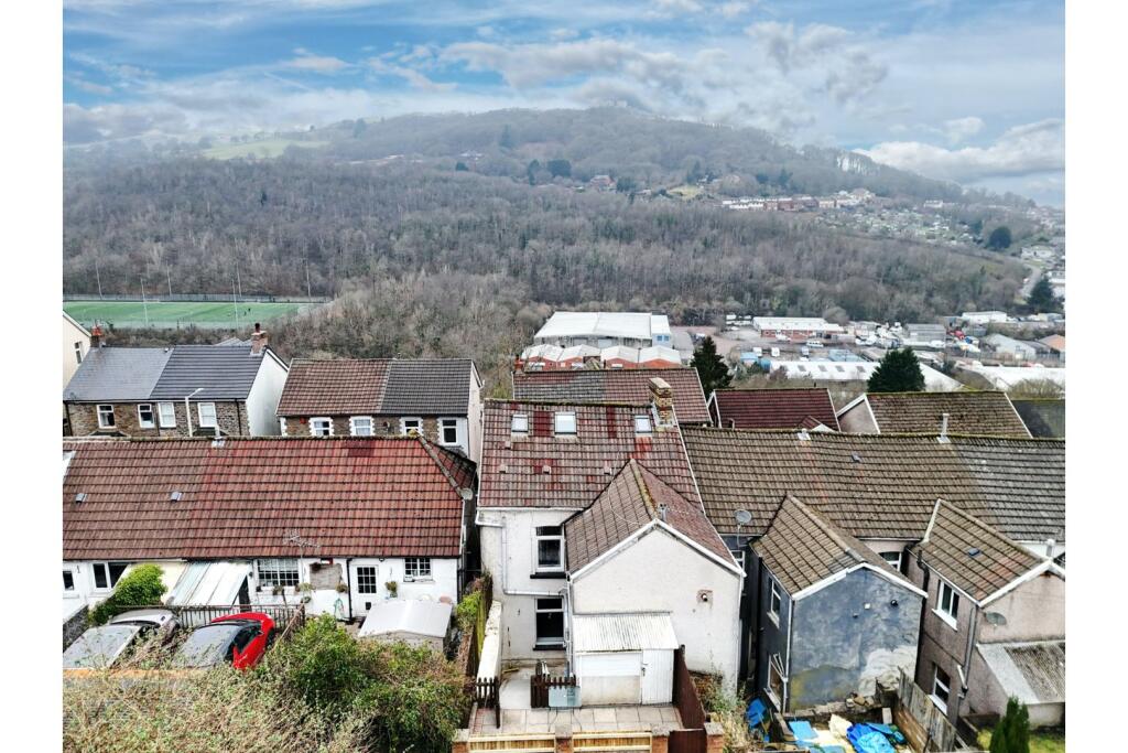 Additional image 3 of Llantrisant Road, Pontypridd, CF37
