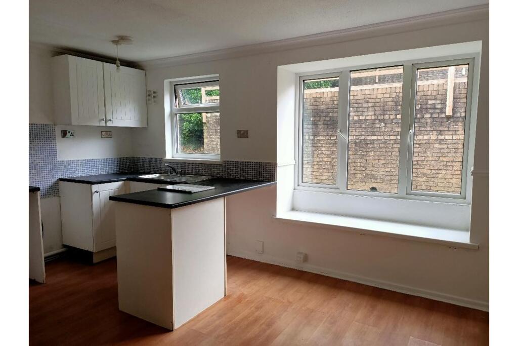 Main image of property: Forest View, Cardiff, CF5