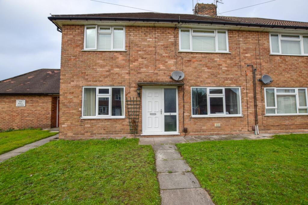 2 bedroom ground floor for sale in Kelsall Avenue, Eastham