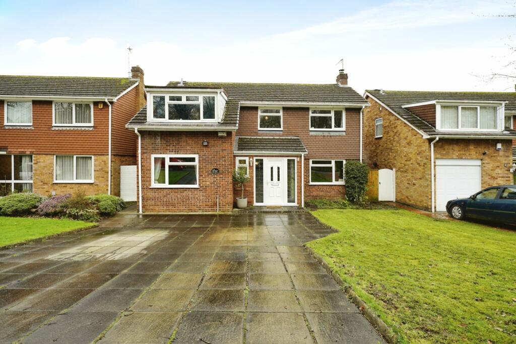 4 bedroom detached house for sale in Blakeley Road, Wirral, CH63