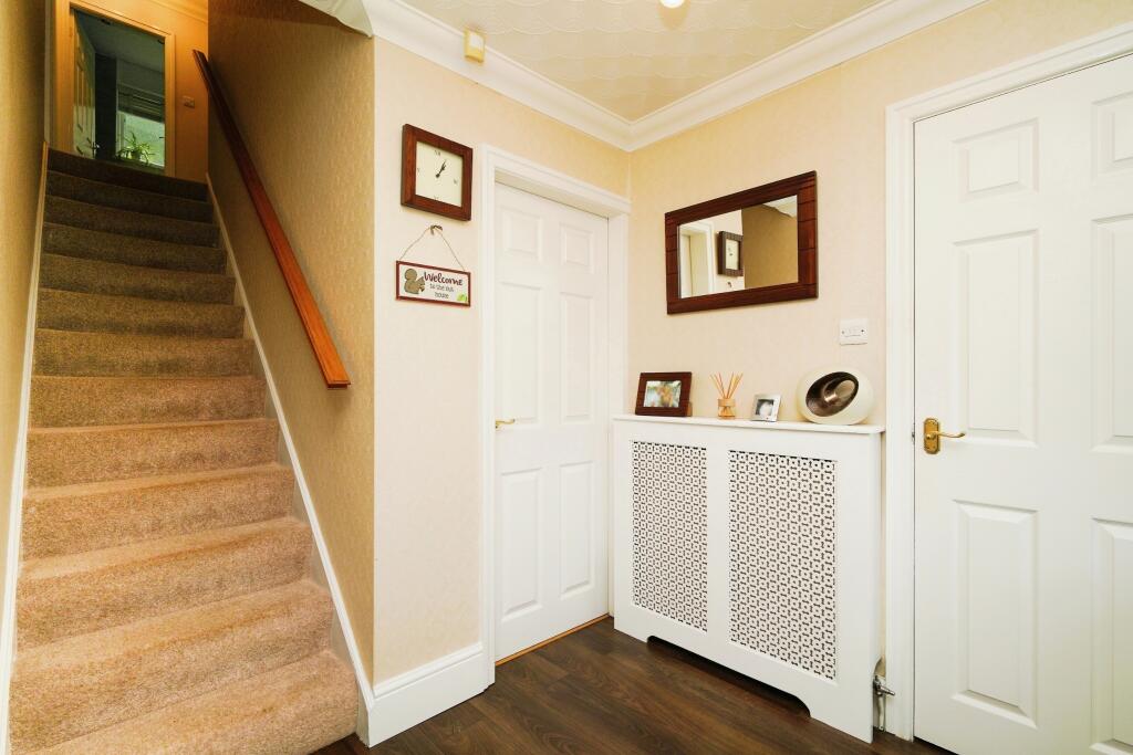 Additional property image - Dibbins Hey, Wirral, CH63