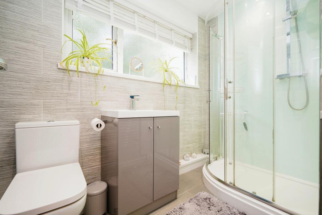 Additional property image - Dibbins Hey, Wirral, CH63