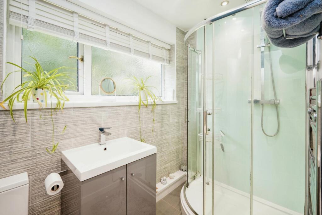 Additional property image - Dibbins Hey, Wirral, CH63