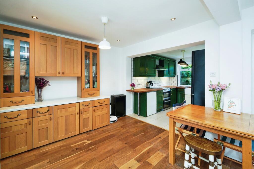 Additional property image - Carlton Close, Neston, CH64